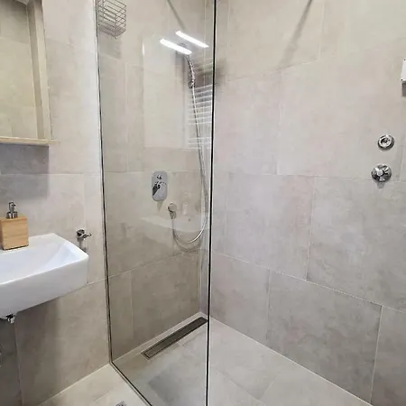 شقة Luna Deluxe Center & Free Parking *