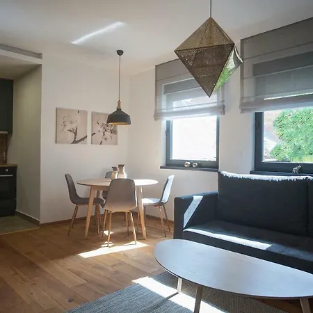 Luna Deluxe Center & Free Parking شقة سراييفو