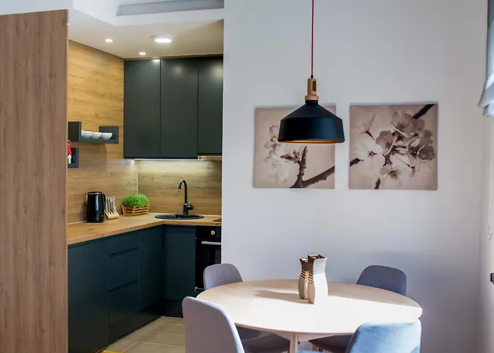 Luna Deluxe Center & Free Parking شقة